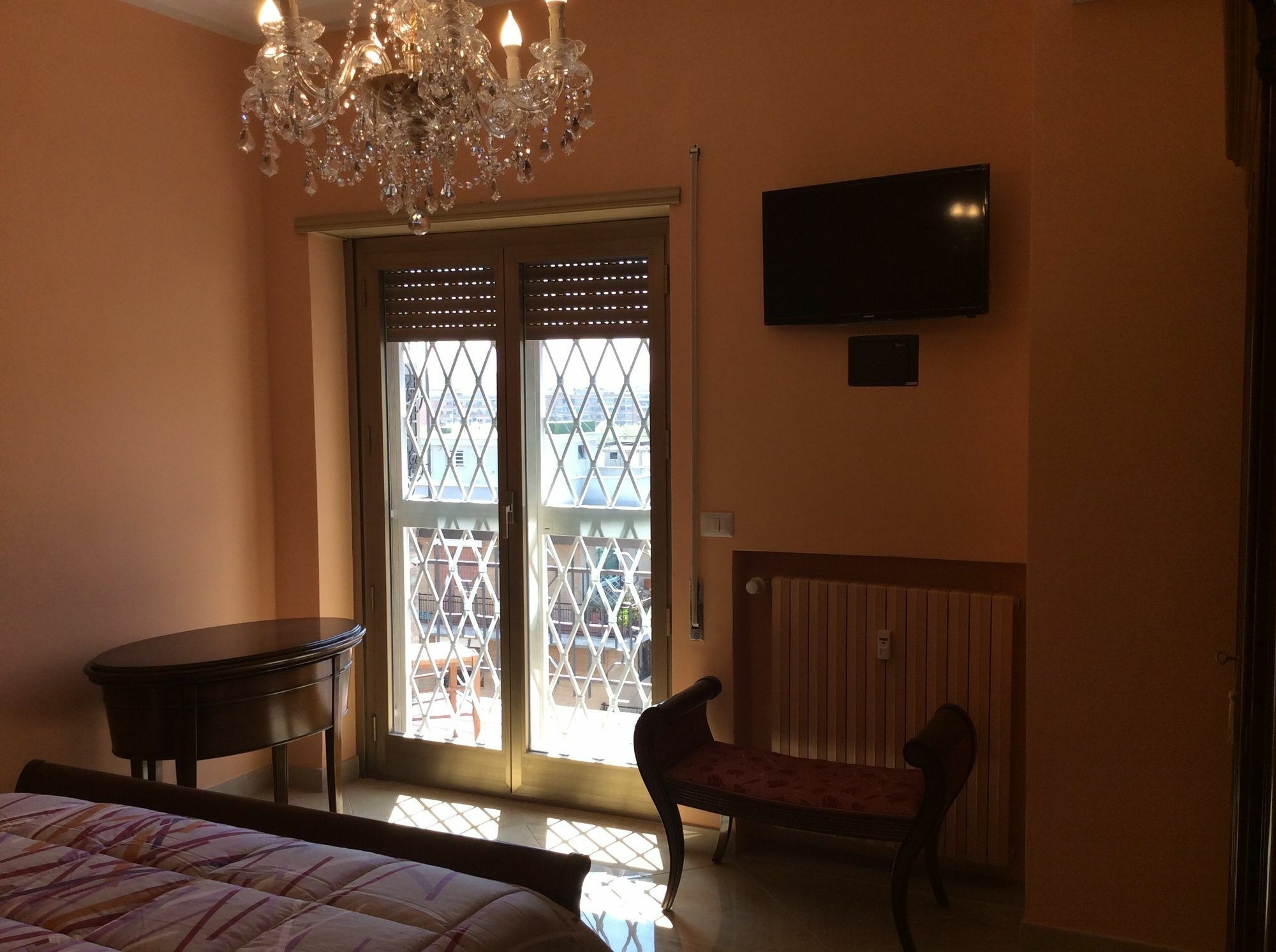 The Sun House Hotel Rome Exterior photo